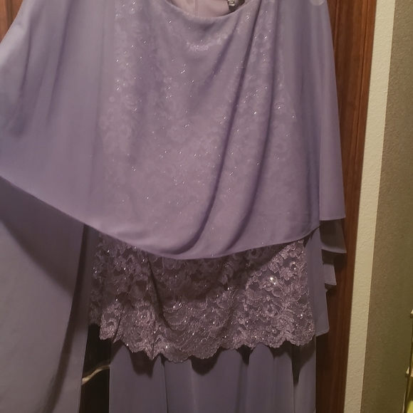 Mother of the Groom Dress - Picture 3 of 3